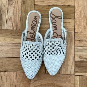 Sam Edelman white slides size 8